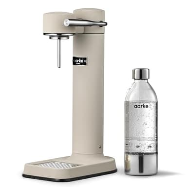 Aarke Carbonator 3, Wassersprudler aus Edelstahl im modernen Sand Finish mit BPA-freier 1L PET-Flasche, Sprudelwasserbereiter für Leitungswasser, kompatibel mit 60L CO2-Zylindern